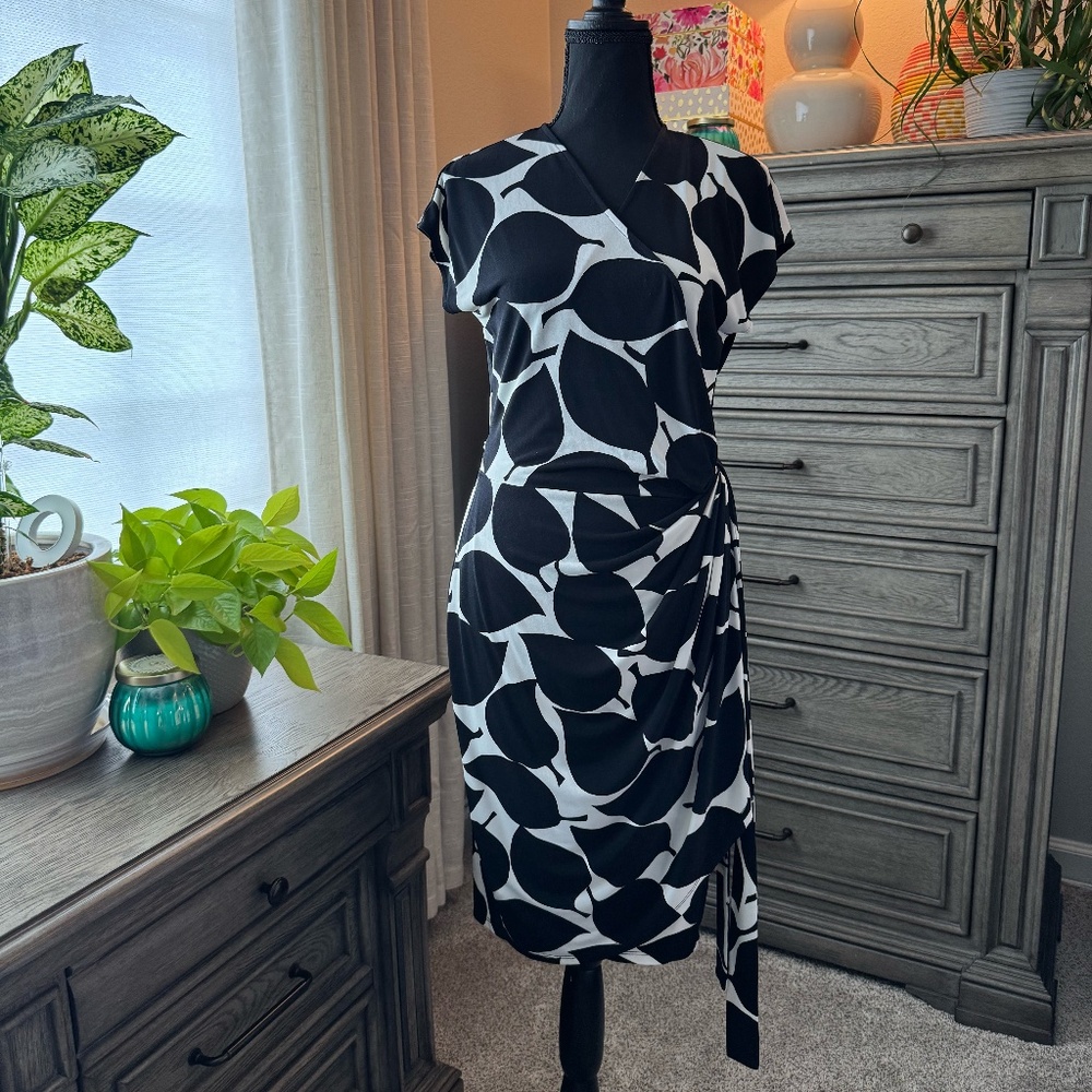 Maggy London Floral Wrap Dress – Size 14, Black White & Pink, Cap Sleeves, Midi